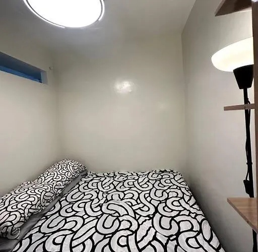 Apartment Ellie's Place Shore 3 T3 Manila